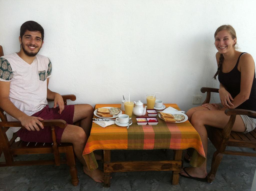 Friends Guesthouse Kudapaduwa Dış mekan fotoğraf