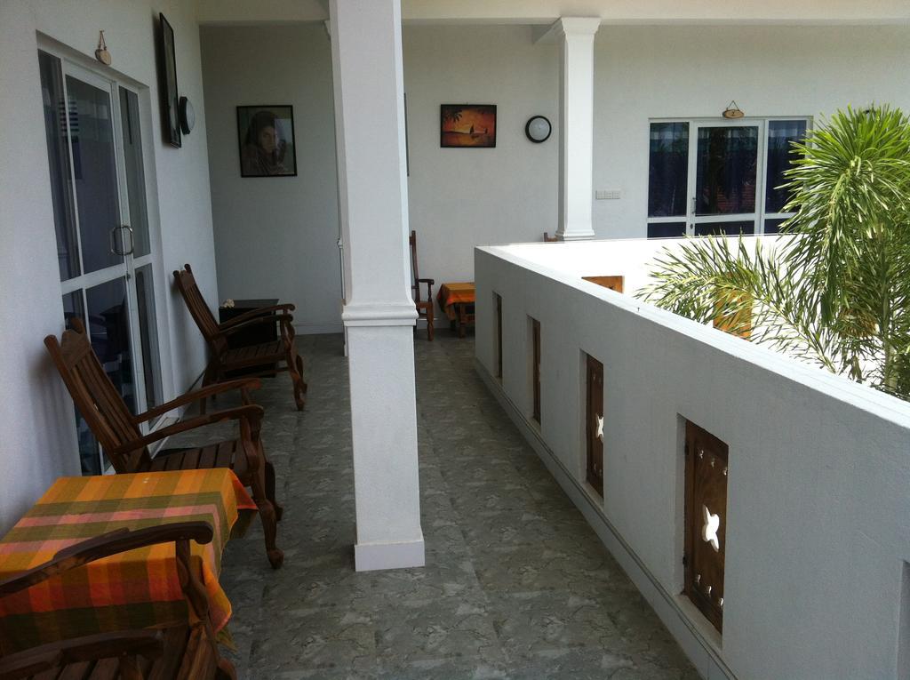 Friends Guesthouse Kudapaduwa Dış mekan fotoğraf