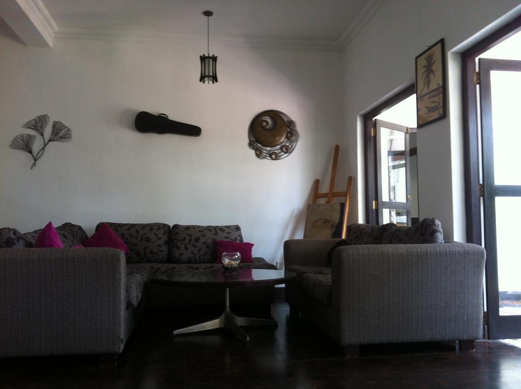 Friends Guesthouse Kudapaduwa Dış mekan fotoğraf